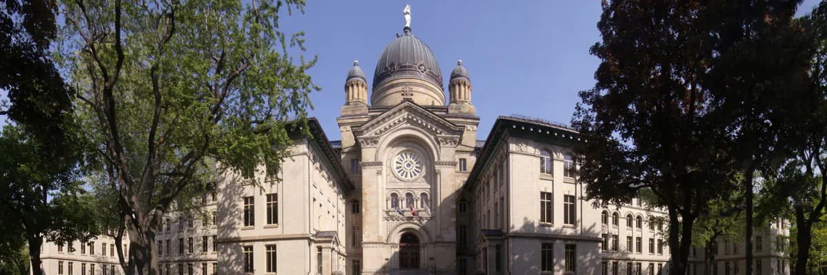 Dawson College 1